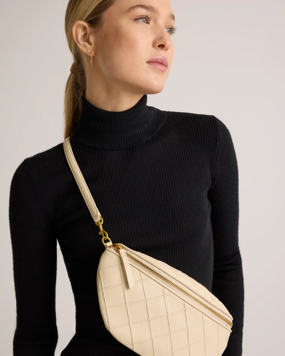 Italian Leather Diamond Stitch Sling - One Size / Cognac