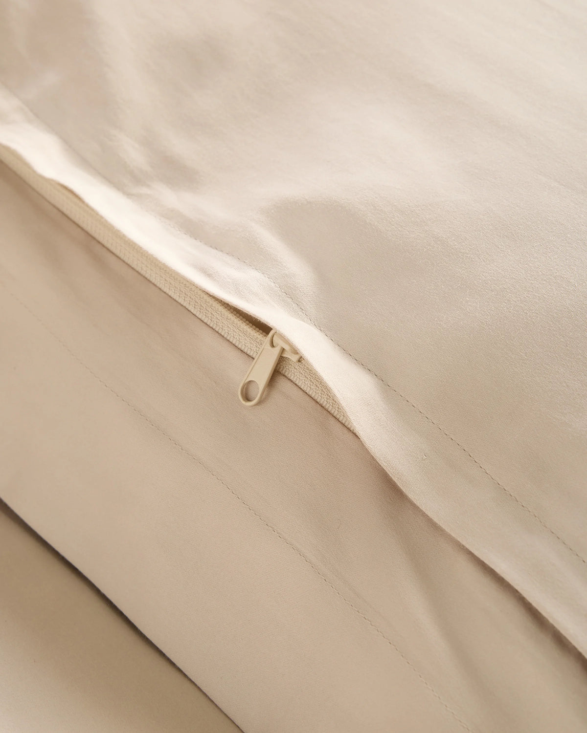Signature Giza Cotton Sateen Duvet Cover - Twin / Light Grey