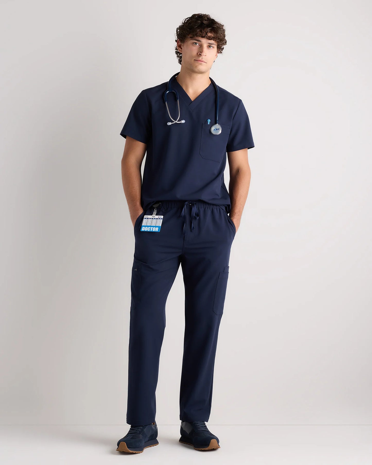 AeraFlex Scrub Cargo Pants - S / Bold Black