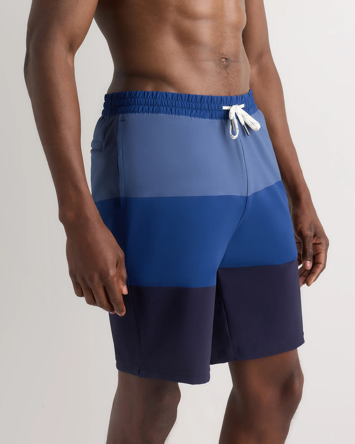 Italian Swim Trunks - 9" - S / Navy Palms