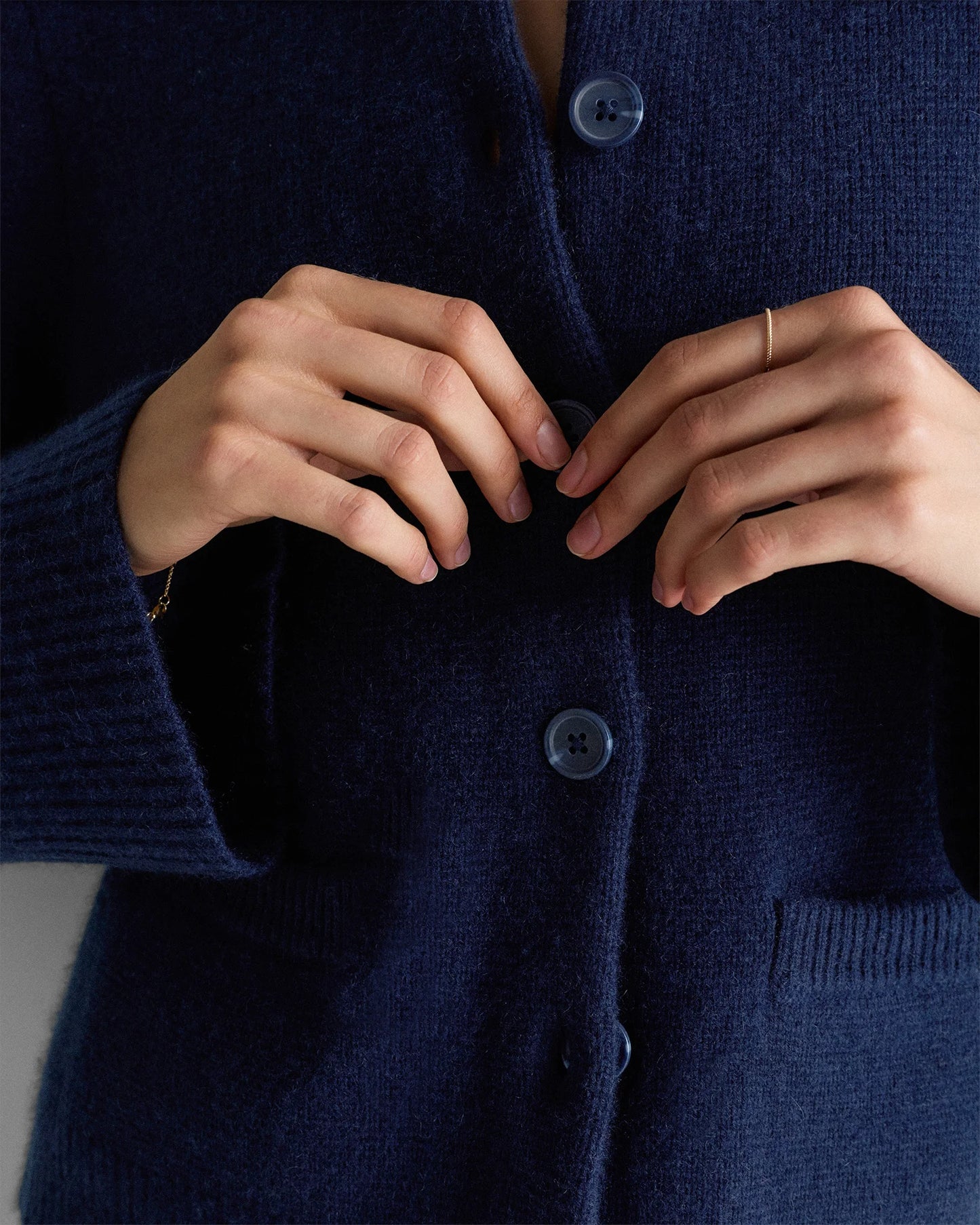 Mongolian Cashmere Structured Cardigan - XS / Oatmeal