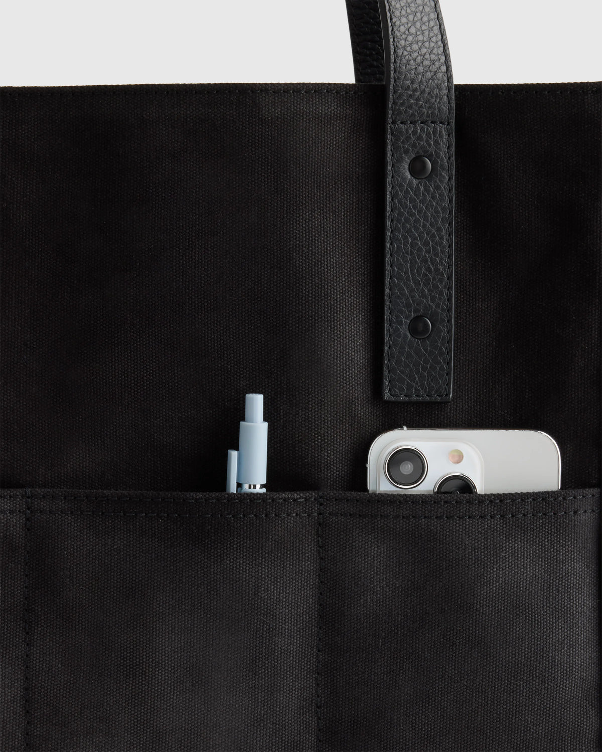Waxed Canvas Utility Tote - One Size / Black
