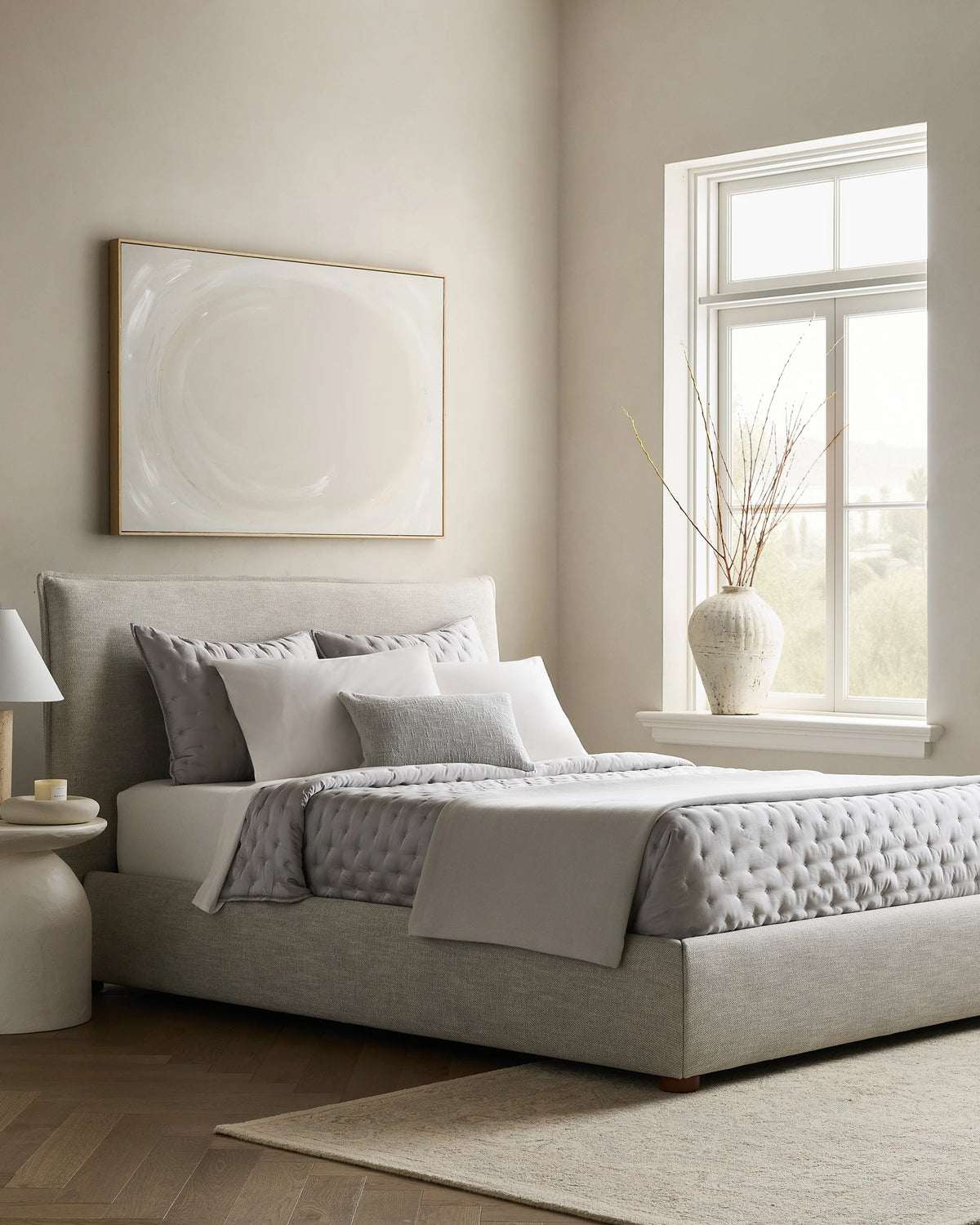 Tailored Edge Bed in Performance Linen - Queen / Light Grey