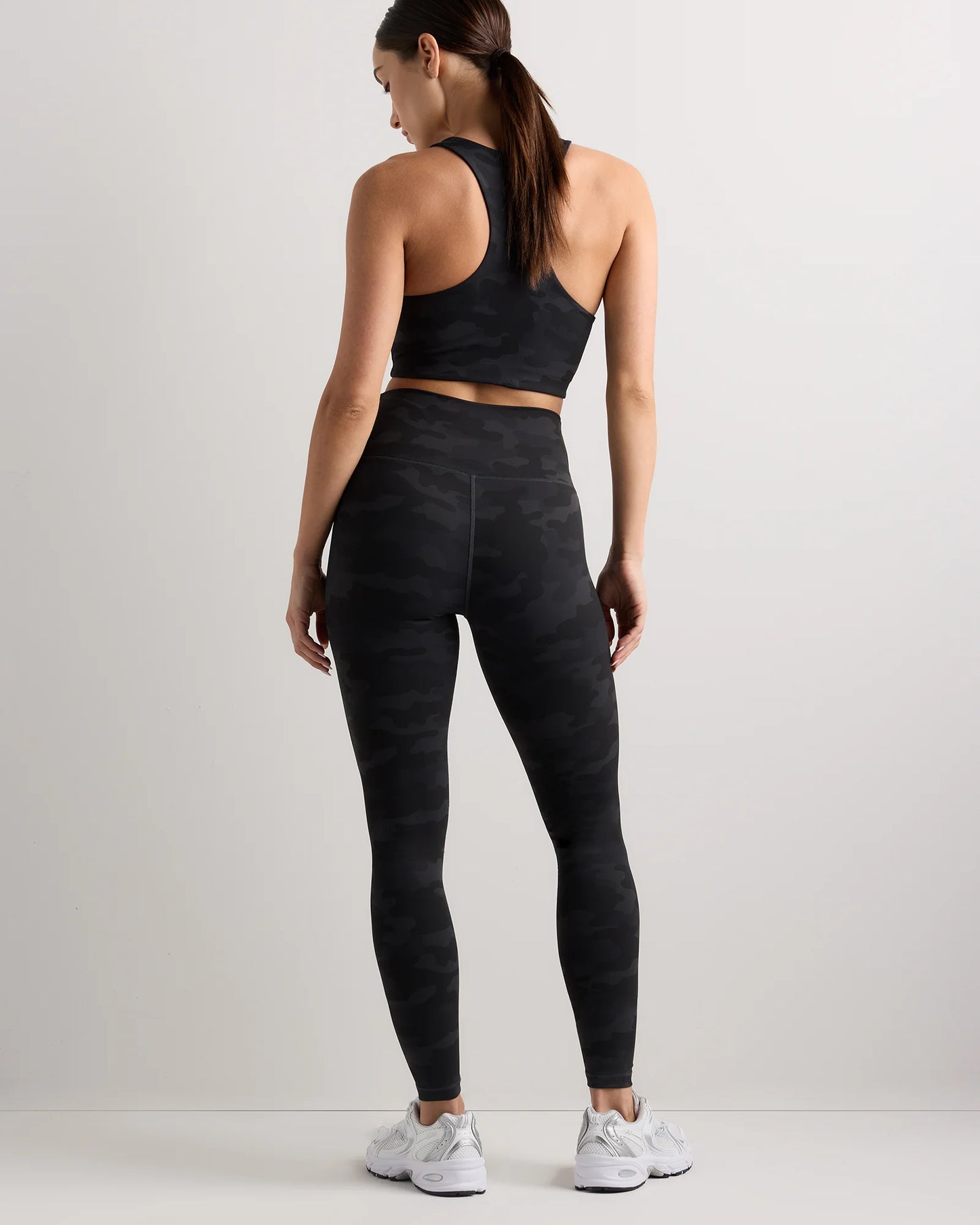 Ultra-Form High-Rise Legging - XS / Black