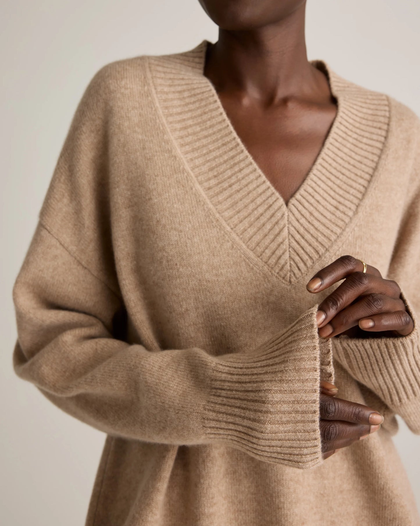 Mongolian Cashmere Oversized V-Neck Sweater - XS / Elk Brown