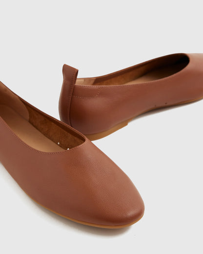 Italian Leather Glove Ballet Flat - 5 / Shell Pink