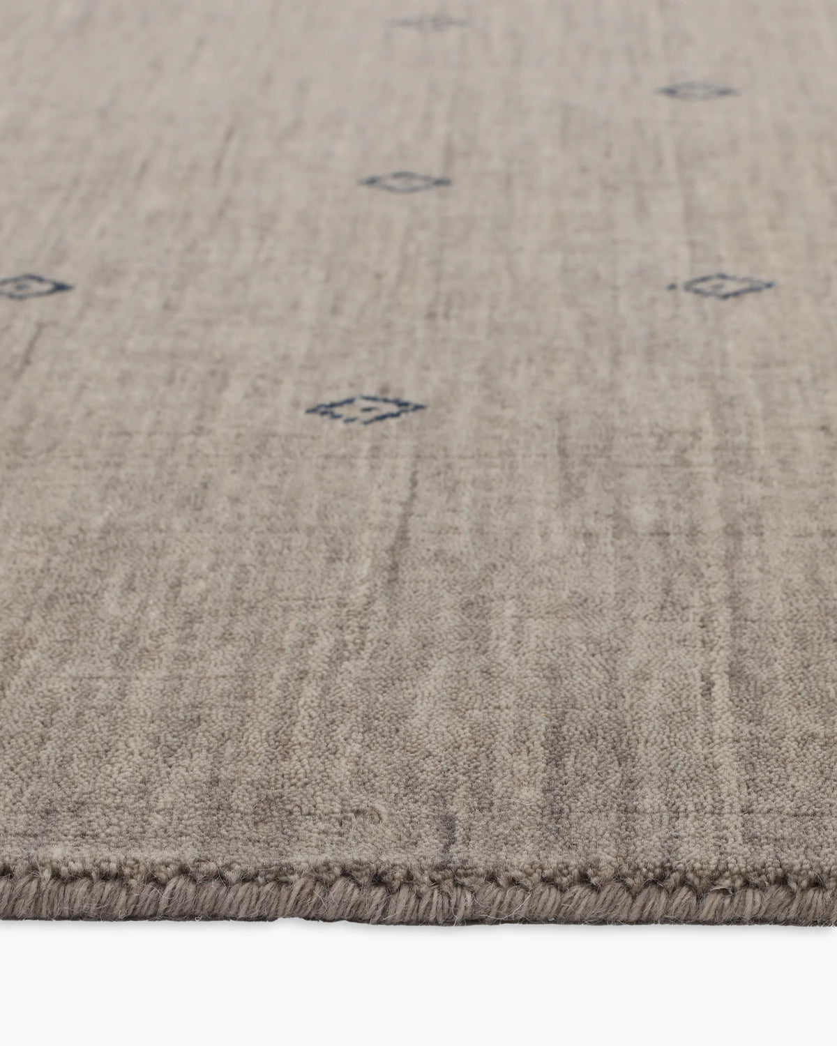 Dakota Hand-Loomed Wool Rug - 4' x 6' / Ivory