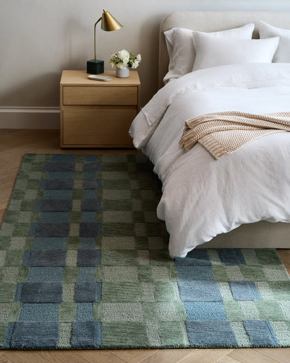 Maddox Wool Rug - 5' x 8' / Green