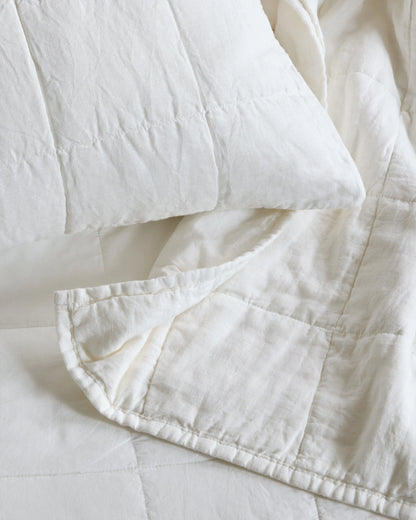 Lightweight European Linen Box Quilt - Twin / White