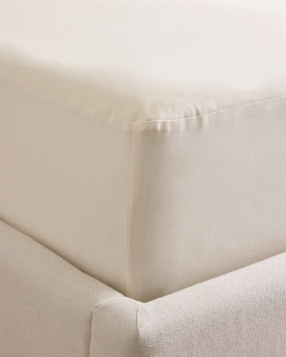 Organic Waterproof Mattress Protector - Twin / Natural