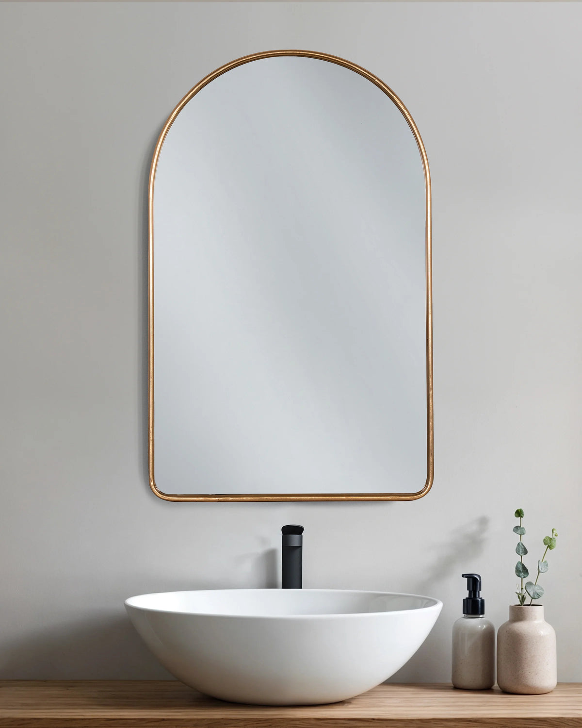 Arched Metal Framed Wall Mirror - One Size / Silver Metal Frame