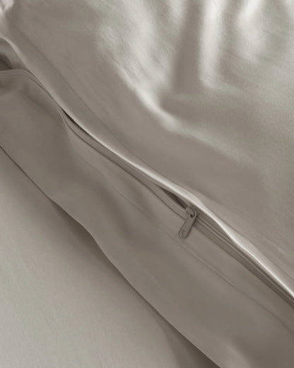 Signature Giza Cotton Sateen Duvet Cover Set - Twin / Sand