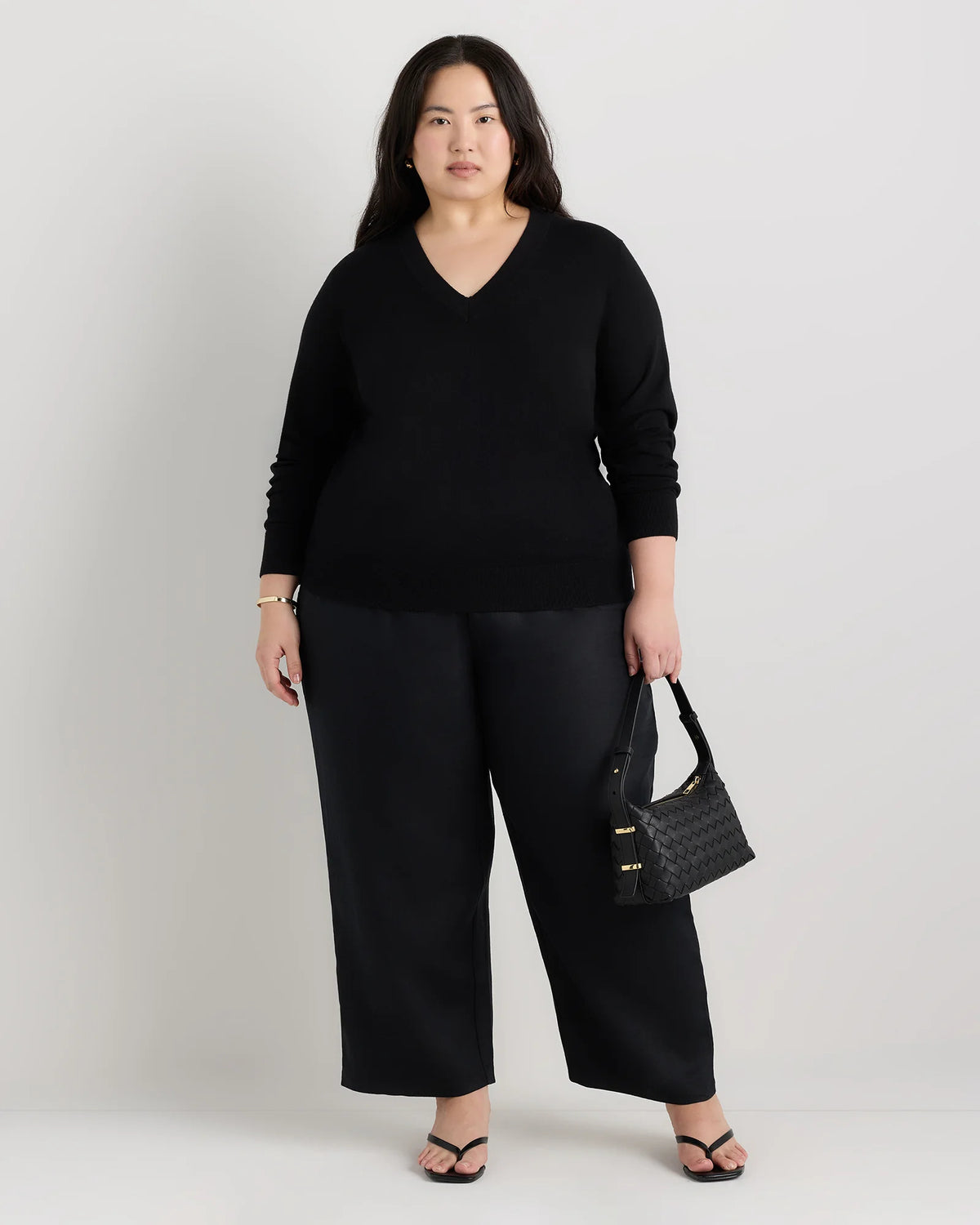 Lightweight Cotton Cashmere V-Neck Sweater - 1X / Black